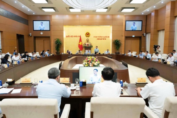 Thành lập Ban Chỉ đạo tổng rà soát hệ thống văn bản quy phạm pháp luật